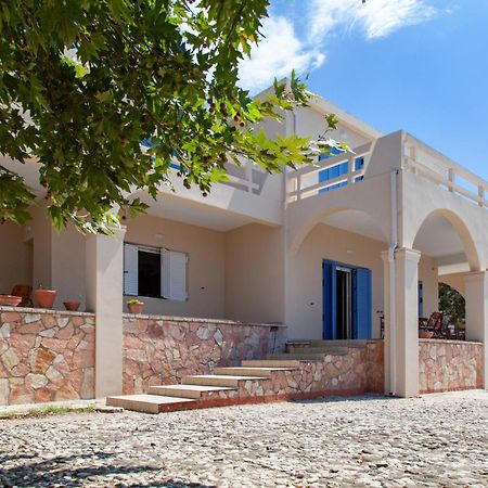 Villa Moby Dick Митикас Екстериор снимка