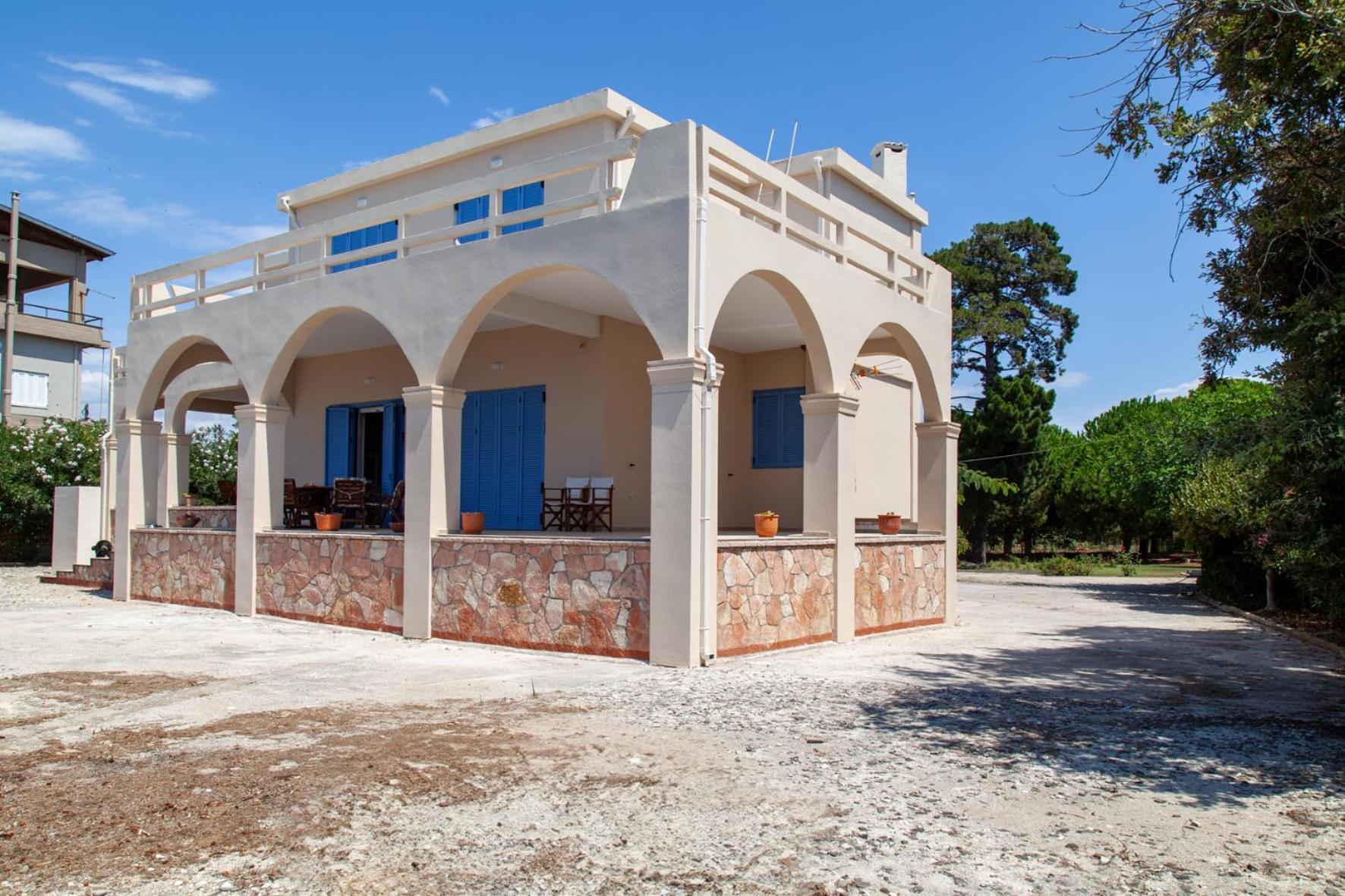 Villa Moby Dick Митикас Екстериор снимка